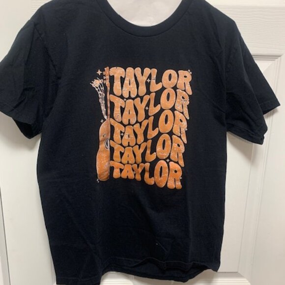 TAYLOR SWIFT  BAND TSHIRT - Picture 1 of 3